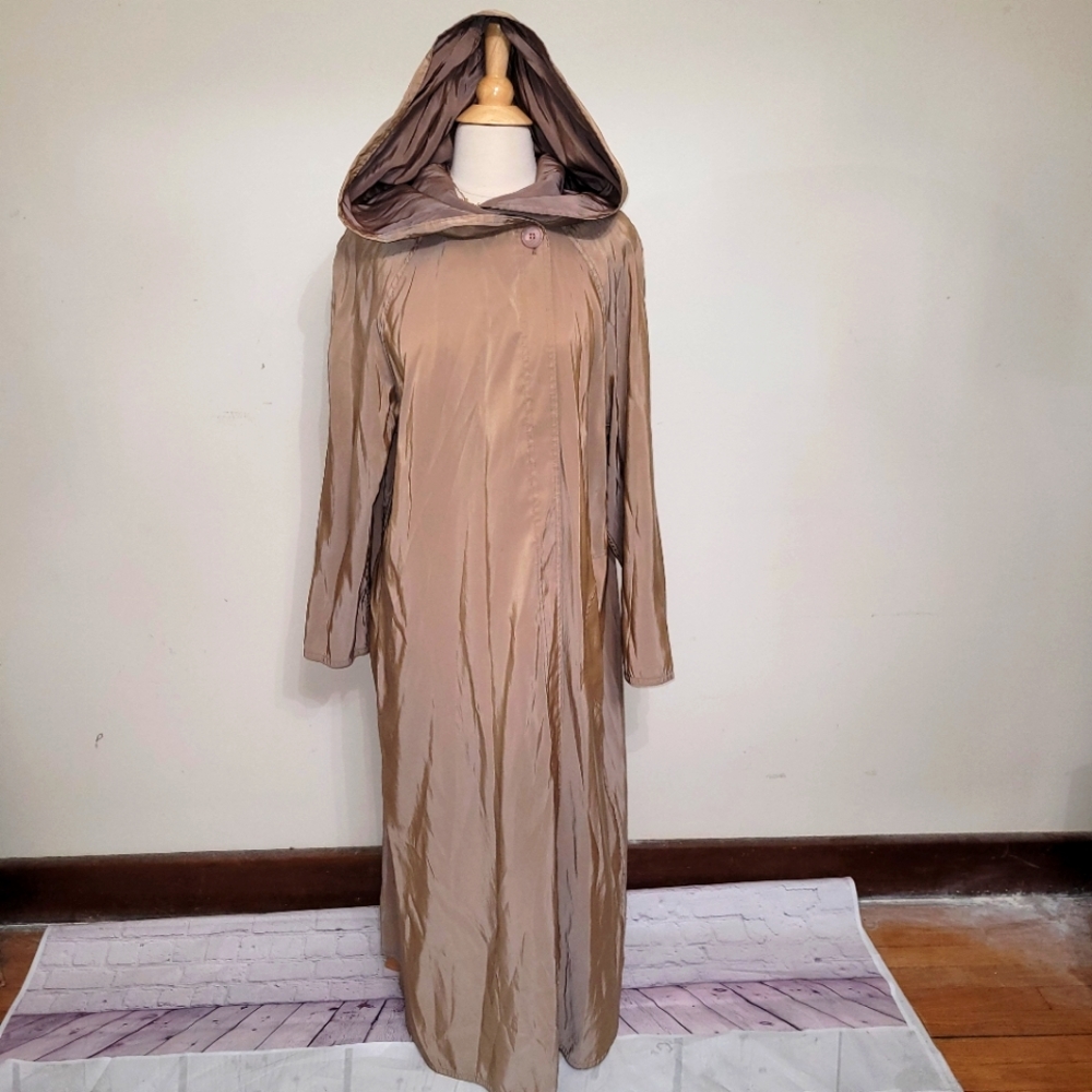 Villainous cloak